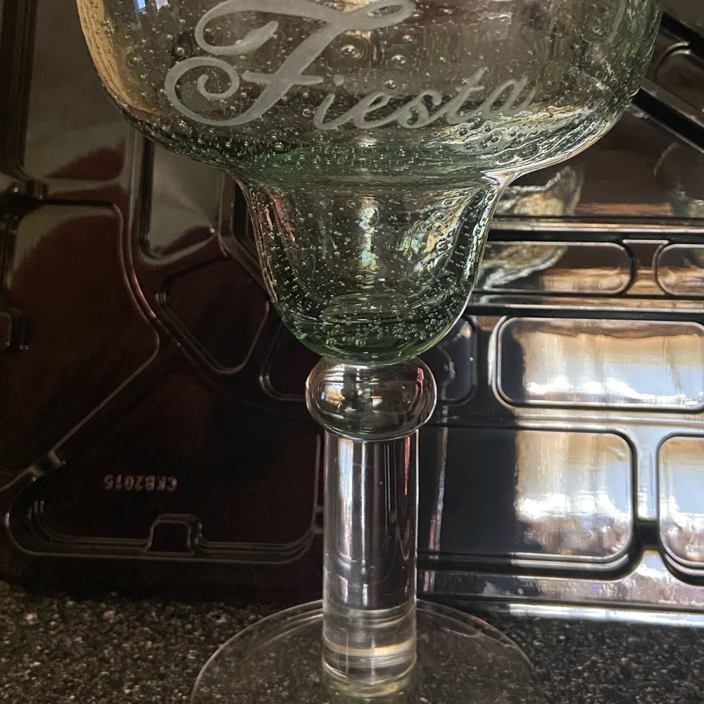 Pair of Margarita glasses - Picture 4 of 4